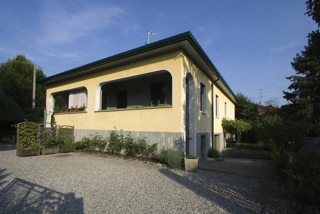 Casa Chiara B&B Bergamo 2*,
